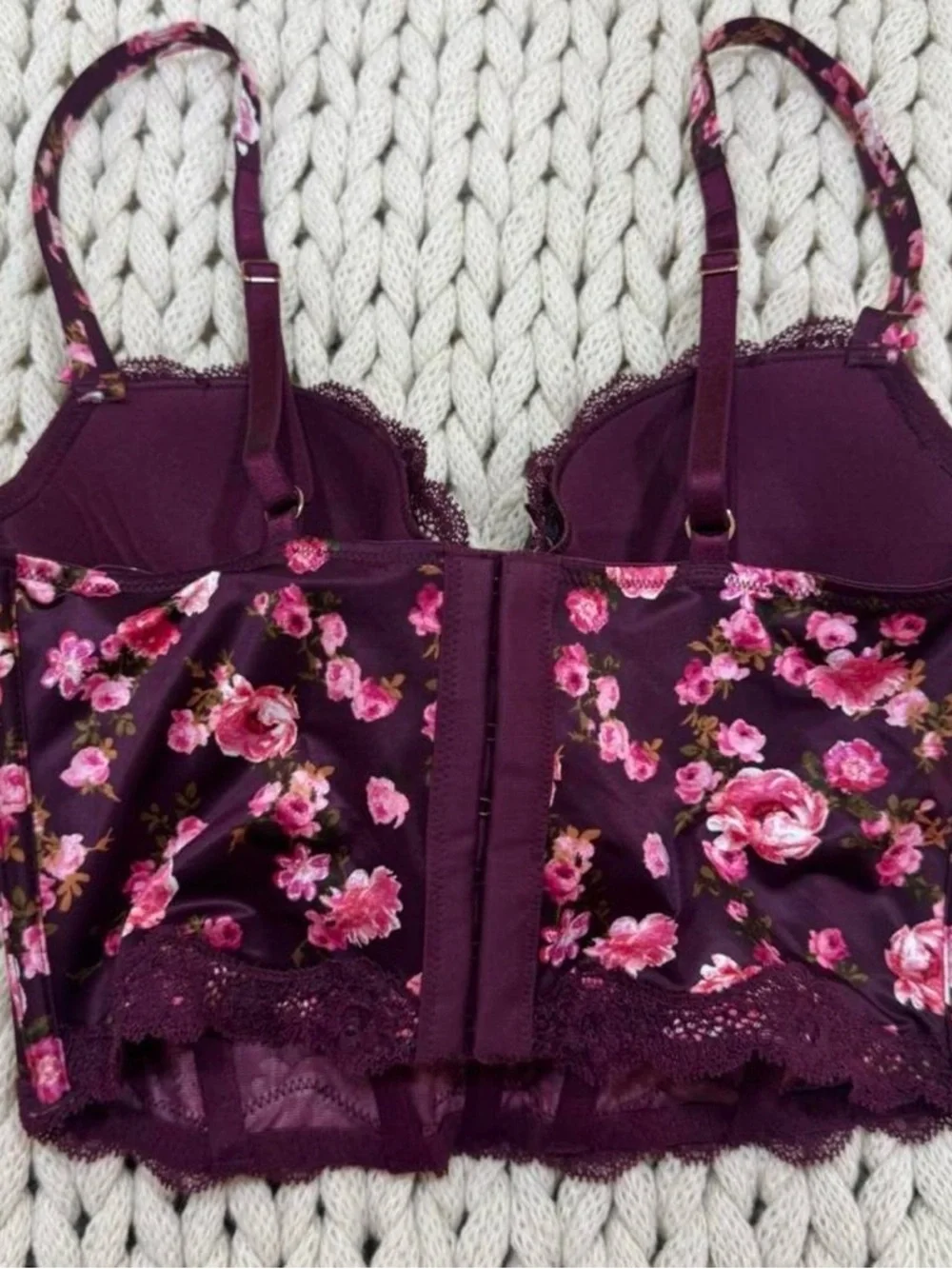 NWT Victoria’s Secret Dream Angels Burgundy Floral Lace Up Corset Bra Top Sz 32C - Picture 3 of 8